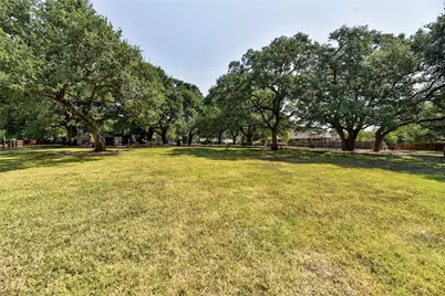 8805 Francia Trail, Austin, TX 78748 - Photo 23