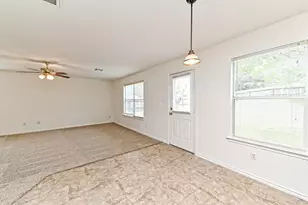 113 Sawgrass Cir, Kyle, TX 78640 - Photo 13