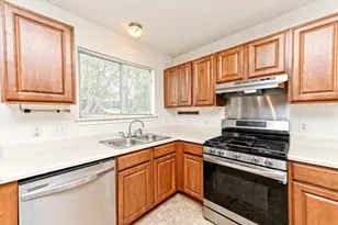113 Sawgrass Cir, Kyle, TX 78640 - Photo 11