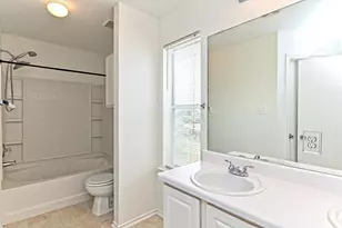 113 Sawgrass Cir, Kyle, TX 78640 - Photo 19