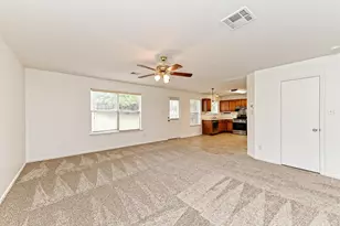 113 Sawgrass Cir, Kyle, TX 78640 - Photo 9