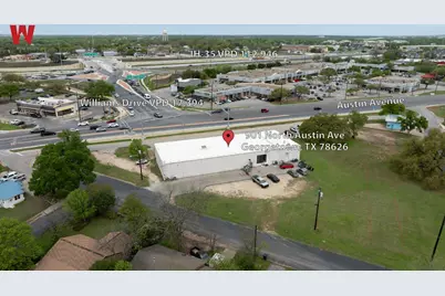 901 N Austin Avenue, Georgetown, TX 78626 - Photo 3