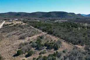 831 Magers Rd, Concan, TX 78838 - Photo 31