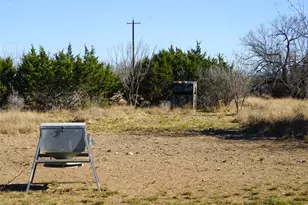 831 Magers Rd, Concan, TX 78838 - Photo 27