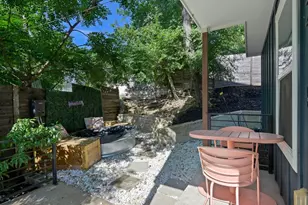 1210 Luna St, Austin, TX 78721 - Photo 3