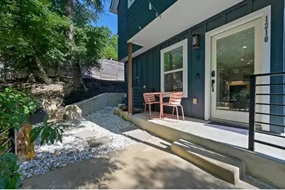 1210 Luna Street #2, Austin, TX 78721 - Photo 11
