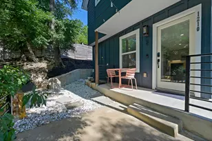 1210 Luna St, Austin, TX 78721 - Photo 3
