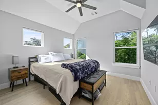 1210 Luna St, Austin, TX 78721 - Photo 5