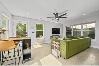 1210 Luna Street #2, Austin, TX 78721 - Photo 3