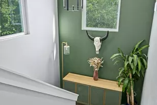 1210 Luna St, Austin, TX 78721 - Photo 1