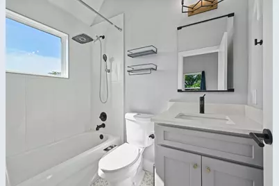 1210 Luna Street #2, Austin, TX 78721 - Photo 21