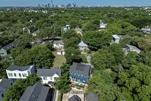 1210 Luna St, Austin, TX 78721 - Photo 23