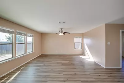 518 Carrington Street, Hutto, TX 78634 - Photo 7