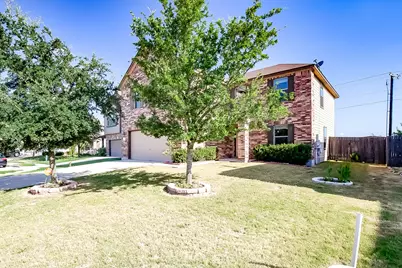518 Carrington Street, Hutto, TX 78634 - Photo 3