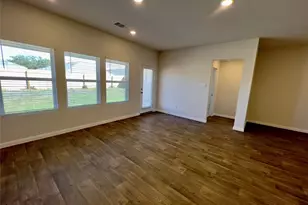 314 Addison Pl, Lockhart, TX 78644 - Photo 11