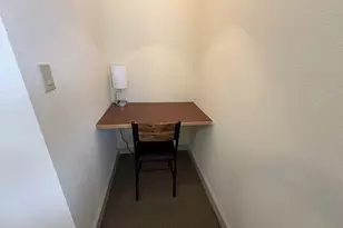 711 W 26th St, Austin, TX 78705 - Photo 17