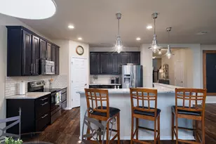 401 Canterbury Hl, Cibolo, TX 78108 - Photo 17