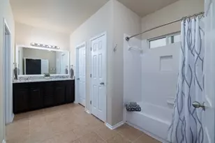 401 Canterbury Hl, Cibolo, TX 78108 - Photo 23
