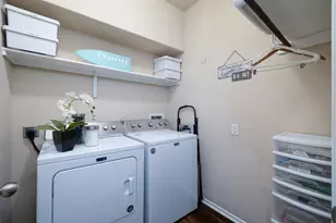 401 Canterbury Hl, Cibolo, TX 78108 - Photo 29
