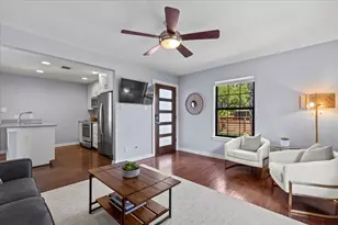 1005 Taffy Ct, Austin, TX 78704 - Photo 9