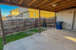 412 Azurite Dr, Jarrell, TX 76537 - Photo 21