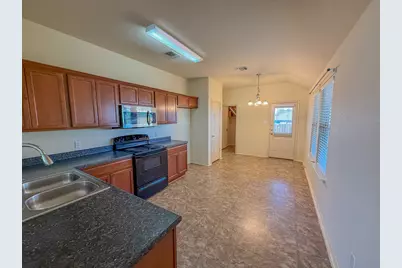 412 Azurite Drive, Jarrell, TX 76537 - Photo 9