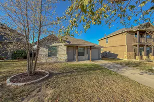 412 Azurite Dr, Jarrell, TX 76537 - Photo 3