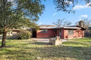 927 E Walnut St, La Grange, TX 78945 - Photo 19