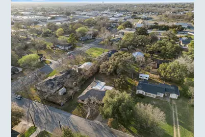 927 E Walnut Street, La Grange, TX 78945 - Photo 25