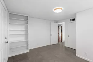 927 E Walnut St, La Grange, TX 78945 - Photo 17