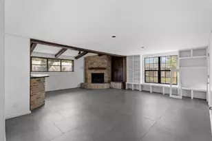 927 E Walnut St, La Grange, TX 78945 - Photo 9