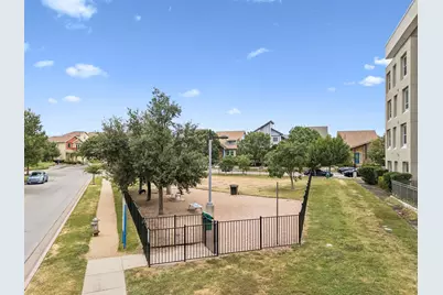 928 Sugaree Avenue, Austin, TX 78757 - Photo 33