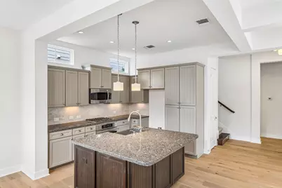 928 Sugaree Avenue, Austin, TX 78757 - Photo 7
