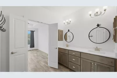 1039 Primrose Path, Canyon Lake, TX 78133 - Photo 21