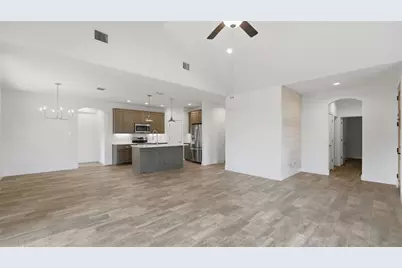 1039 Primrose Path, Canyon Lake, TX 78133 - Photo 9