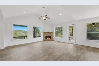 1039 Primrose Path, Canyon Lake, TX 78133 - Photo 7