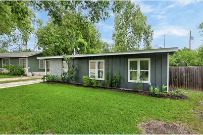 706 W Crestland Drive, Austin, TX 78752 - Photo 3