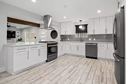 706 W Crestland Drive, Austin, TX 78752 - Photo 13