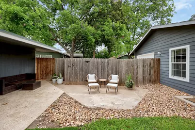 706 W Crestland Drive, Austin, TX 78752 - Photo 29