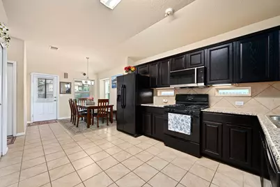 1405 Bess Cove, Leander, TX 78641 - Photo 9