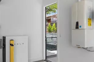 2200 De Verne St, Austin, TX 78704 - Photo 37