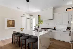 2200 De Verne St, Austin, TX 78704 - Photo 5