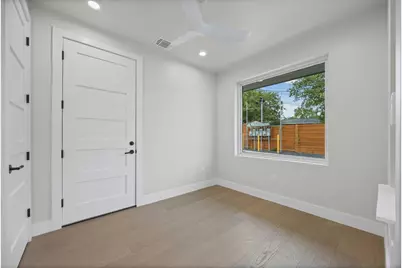 100 W Odell Street #3, Austin, TX 78752 - Photo 7