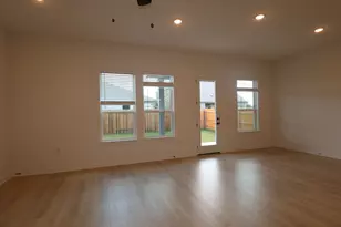 124 Leland Ave, Buda, TX 78610 - Photo 7