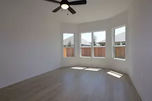 124 Leland Ave, Buda, TX 78610 - Photo 11