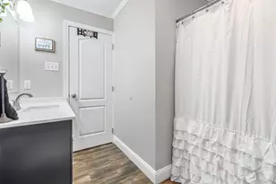 1011 Gilmore St, Taylor, TX 76574 - Photo 21