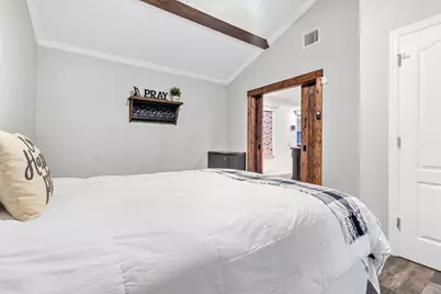 1011 Gilmore Street, Taylor, TX 76574 - Photo 31