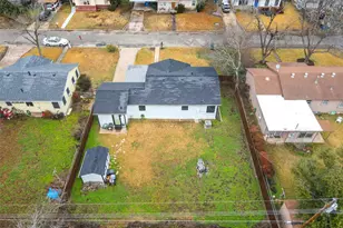 1011 Gilmore St, Taylor, TX 76574 - Photo 33