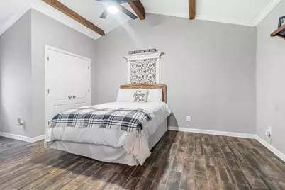 1011 Gilmore Street, Taylor, TX 76574 - Photo 29