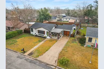 1011 Gilmore Street, Taylor, TX 76574 - Photo 5